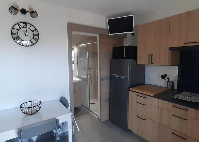 T2, Terrasse, Piscine, Clim, Proche Apartament *