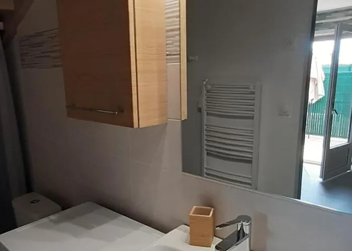 Apartament T2, Terrasse, Piscine, Clim, Proche Marseillan (Herault)